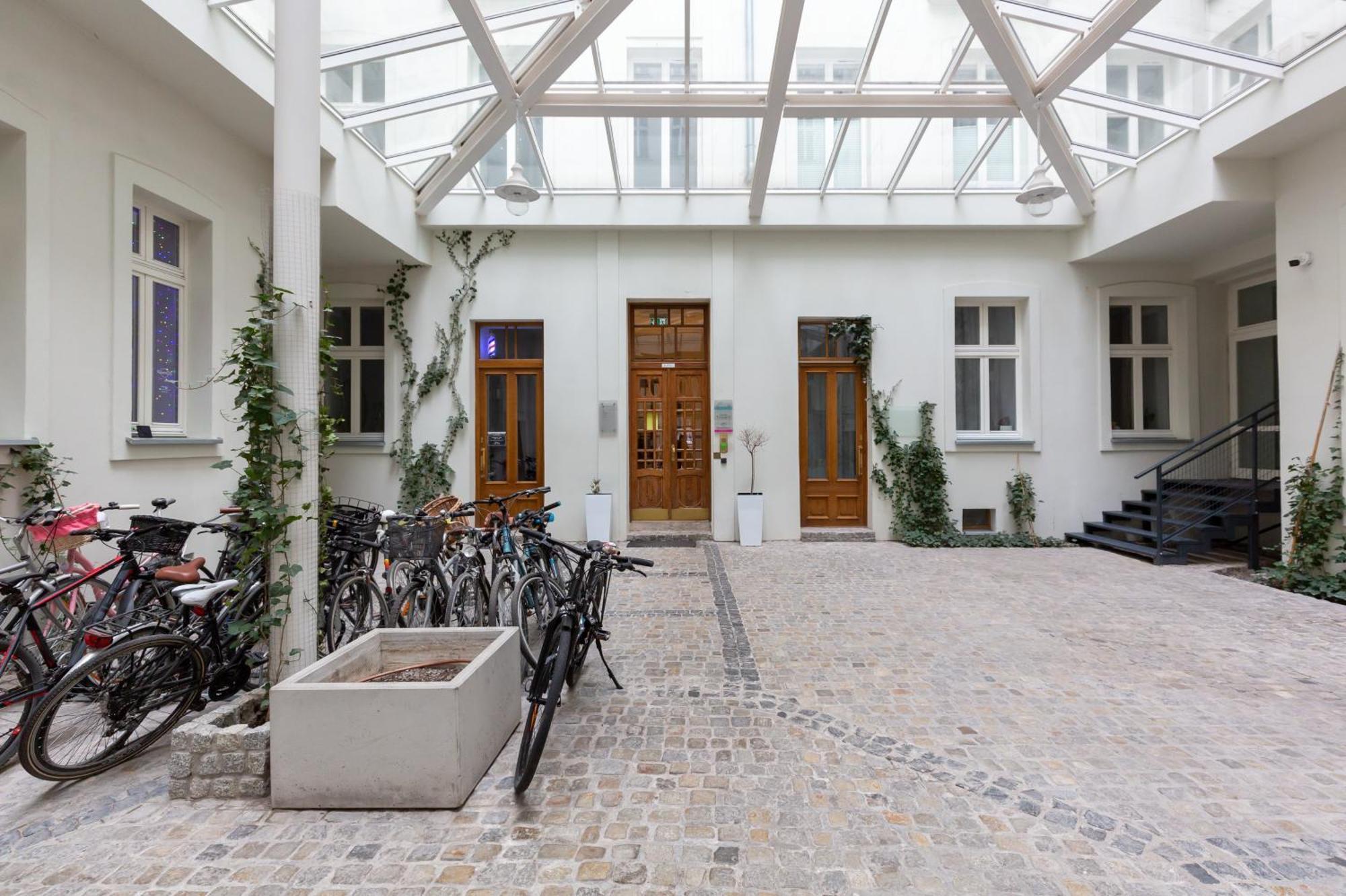 Lux Studio Kamienica Noakowskiego 16 By Noclegi Renters Warschau Exterior foto